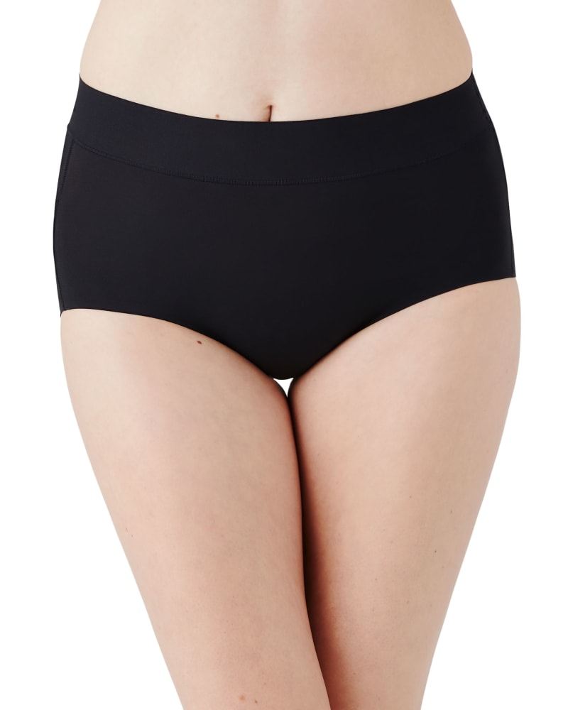 Front of a model wearing a size 2XL At Ease Brief in Black by Wacoal. | dia_product_style_image_id:302532